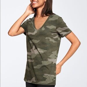 PINK Victoria's Secret Green Camo V-Neck Tee
